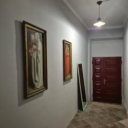Vernygory 14 Apartment Lviv